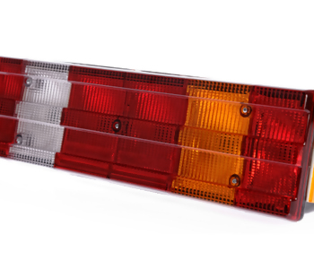 {Katagori} / STOP LAMBA 7 FONKSİYONLU KANALLI   MERCEDES ACTROS  YANDAN SOKETLİ   CERAY 