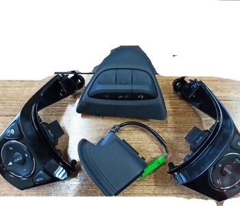 ORJ-HND48499 DİREKSİYON KUMANDA TUŞ TAKIMI TEYP SES KUMANDA TAKIMI 4 PARÇA HONDA CİVİC  11-15 