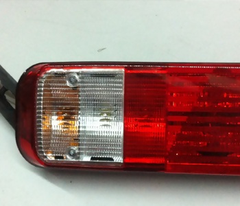 {Katagori} / STOP LAMBA L SOL FORD CARGO YM MULTİ LAMBA YANDAN TAKOZ LAMBALI ARKADAN SOKETLİ 