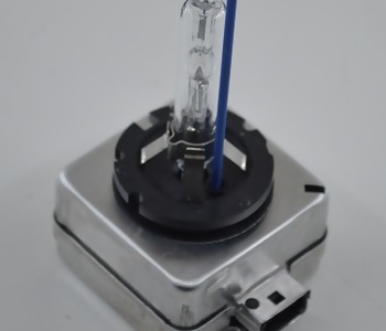 {Katagori} / 12V D1S AMPUL  8000K    XENON MAVİ IŞIK MAVİ ÇUBUK AES  MFK40072 
