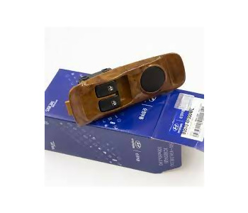 {DepartmanAdi} / CAM KALDIRMA ANAHTARI ÇİFTLİ SOL HYUNDAİ H100 KAMYONET ÇERÇEVELİ CEVİZ KAPLAMALI GÖRÜNÜMLÜ  {Ozet}